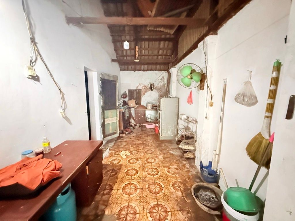 Bán nhà Gốc Đề - diện tích 95m2 2 tầng - Mảnh đất vàng mặt ngõ thông - giá 19,5 tỷ