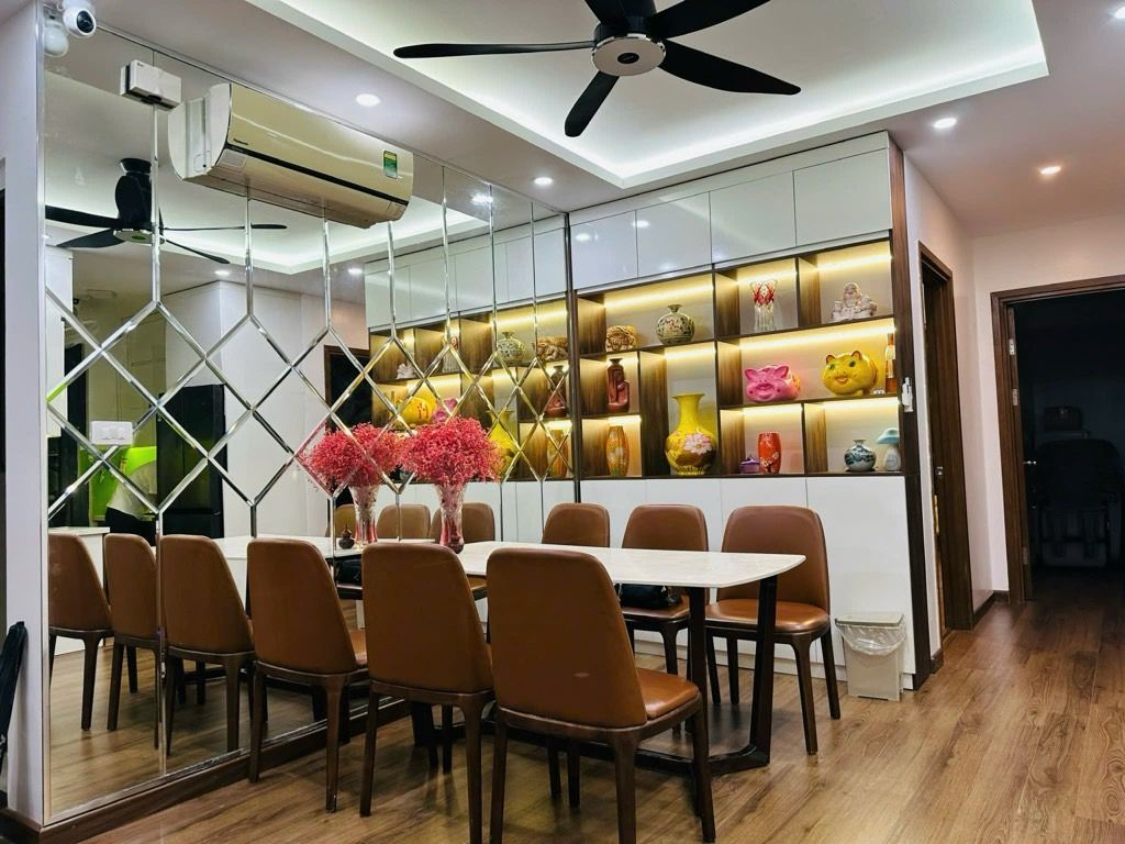 Bán nhà Tam Trinh - diện tích 89m2 1 tầng - Căn hộ 3 ngủ tiện ích ngập tràn - giá 7,9 tỷ