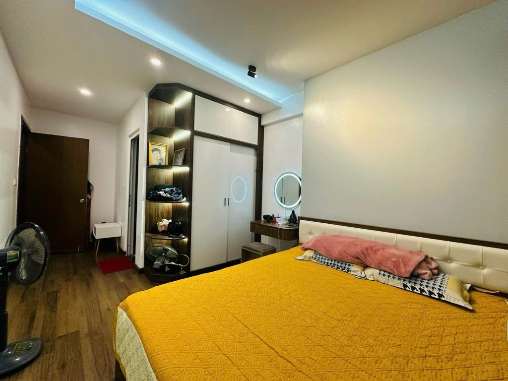 Bán nhà Tam Trinh - diện tích 89m2 1 tầng - Căn hộ 3 ngủ tiện ích ngập tràn - giá 7,9 tỷ