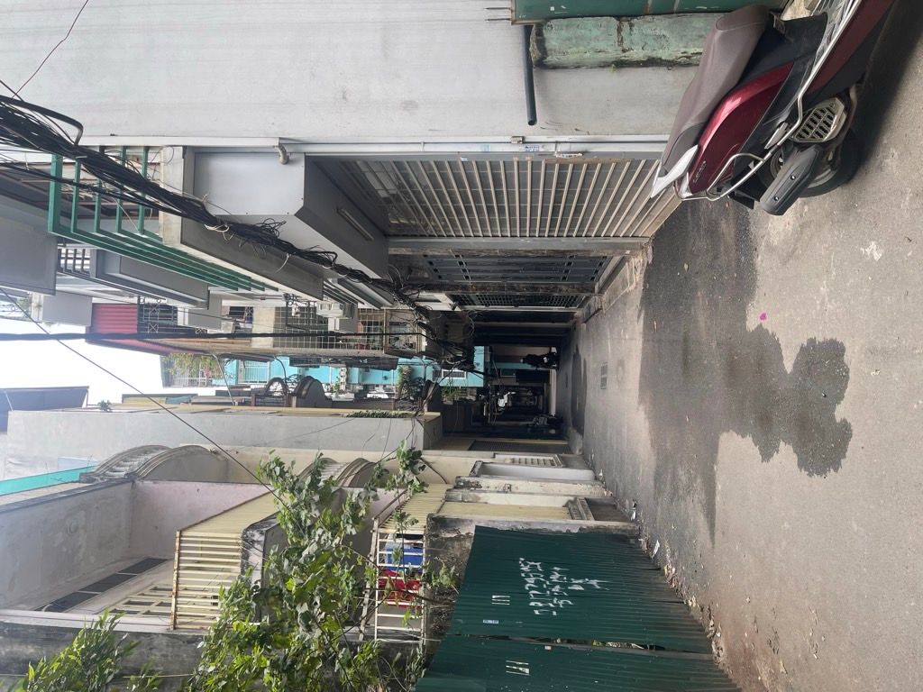 Bán nhà Hồng Mai - diện tích 29m2 7 tầng - Ô TÔ NGỦ TRONG NHÀ - giá 15,5 tỷ