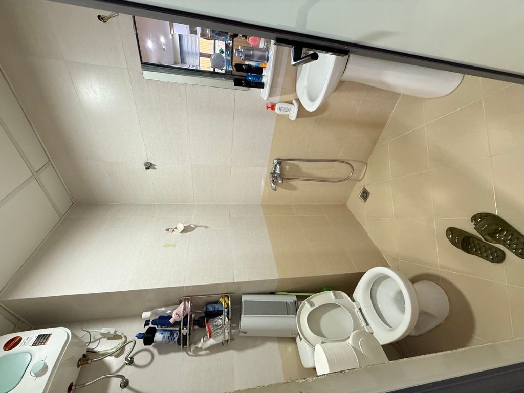 Bán nhà Trịnh Đình Cửu - diện tích 66m2 12 tầng - Căn hộ 2 ngủ 2 vệ sinh - giá 5,8 tỷ