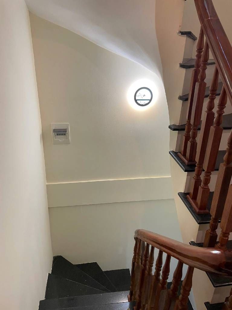 Bán nhà Kim Ngưu - diện tích 42m2 5 tầng - Nhà đẹp xây KCBT chắc chắn - giá 12,5 tỷ