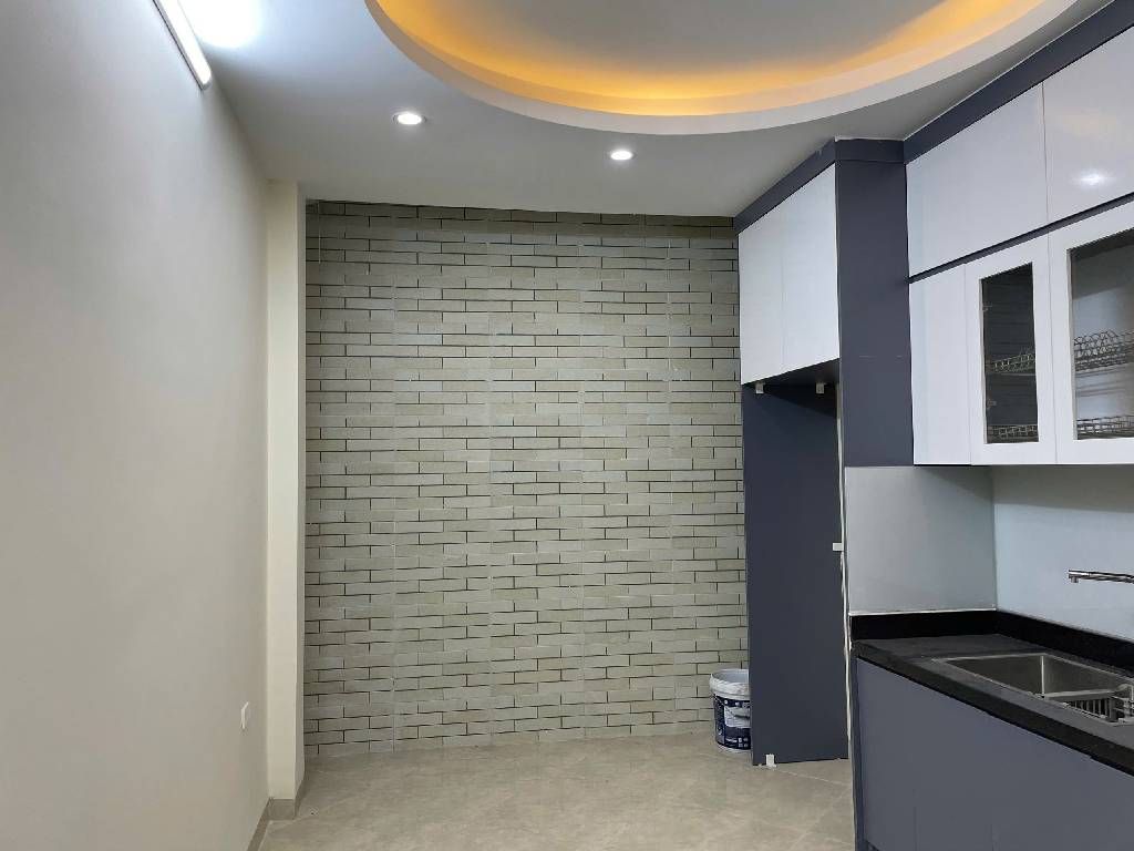 Bán nhà Kim Ngưu - diện tích 42m2 5 tầng - Nhà đẹp xây KCBT chắc chắn - giá 12,5 tỷ