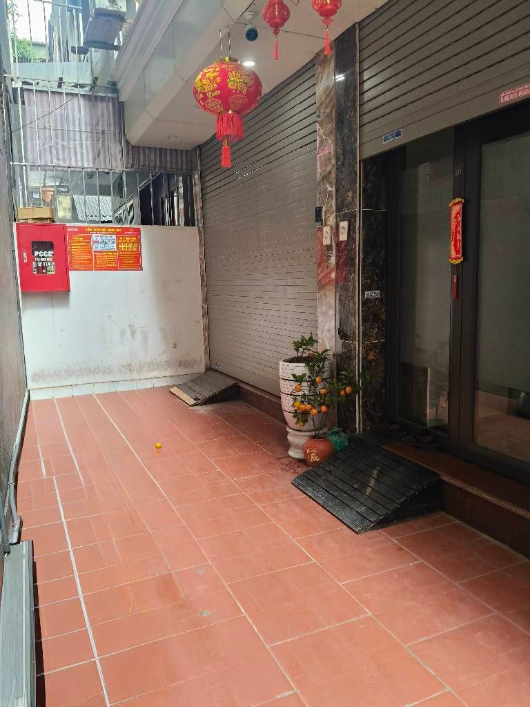 Bán nhà Kim Ngưu - diện tích 42m2 5 tầng - Nhà đẹp xây KCBT chắc chắn - giá 12,5 tỷ