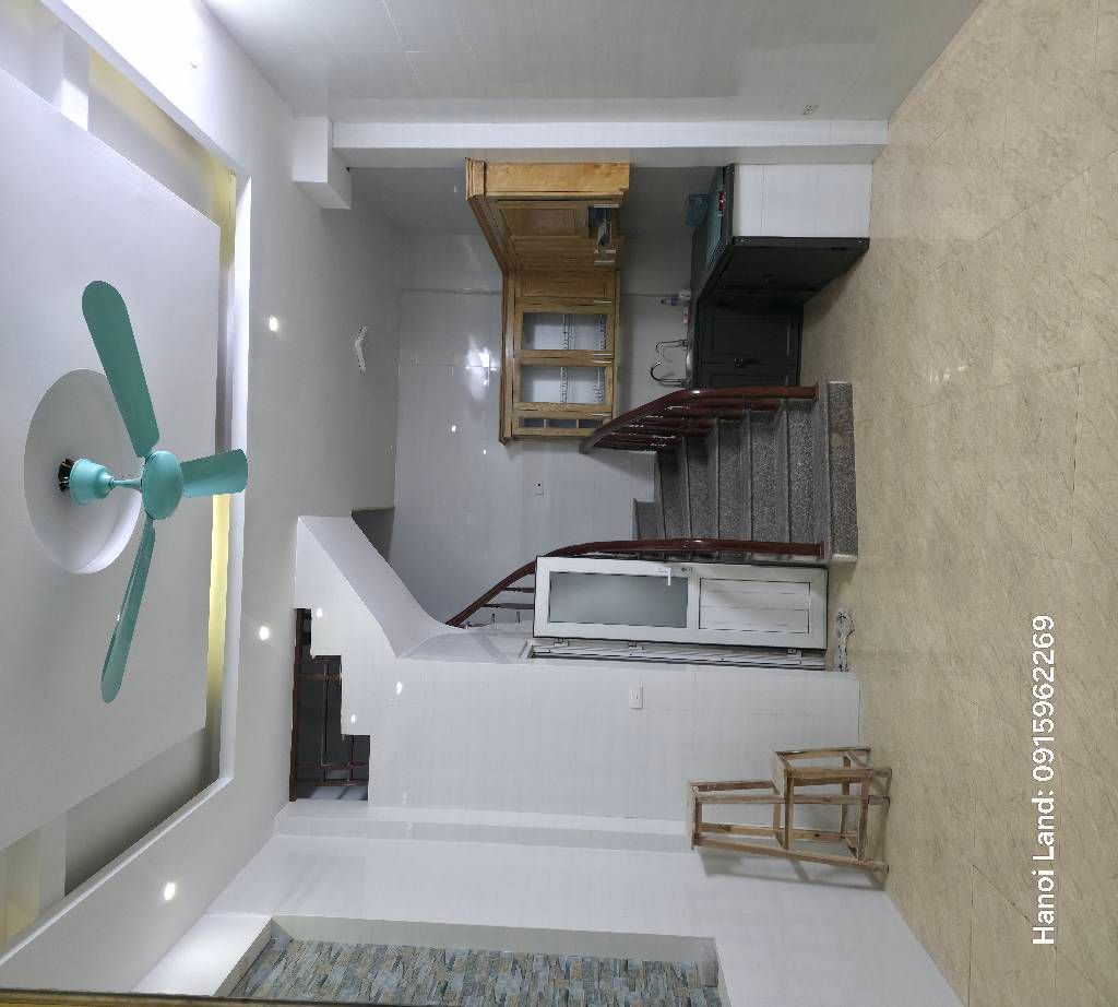 Bán nhà Hoàng Mai - diện tích 32.8m2 5 tầng - Nhà đẹp không tỳ vết - giá 8,5 tỷ