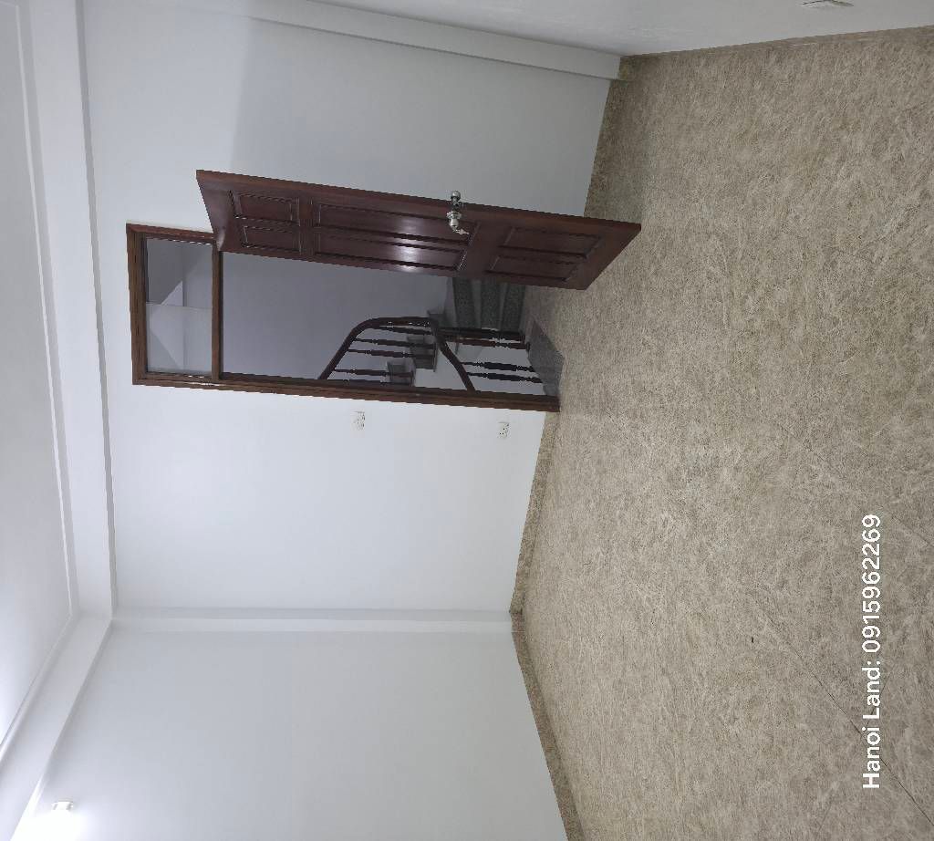 Bán nhà Hoàng Mai - diện tích 32.8m2 5 tầng - Nhà đẹp không tỳ vết - giá 8,5 tỷ