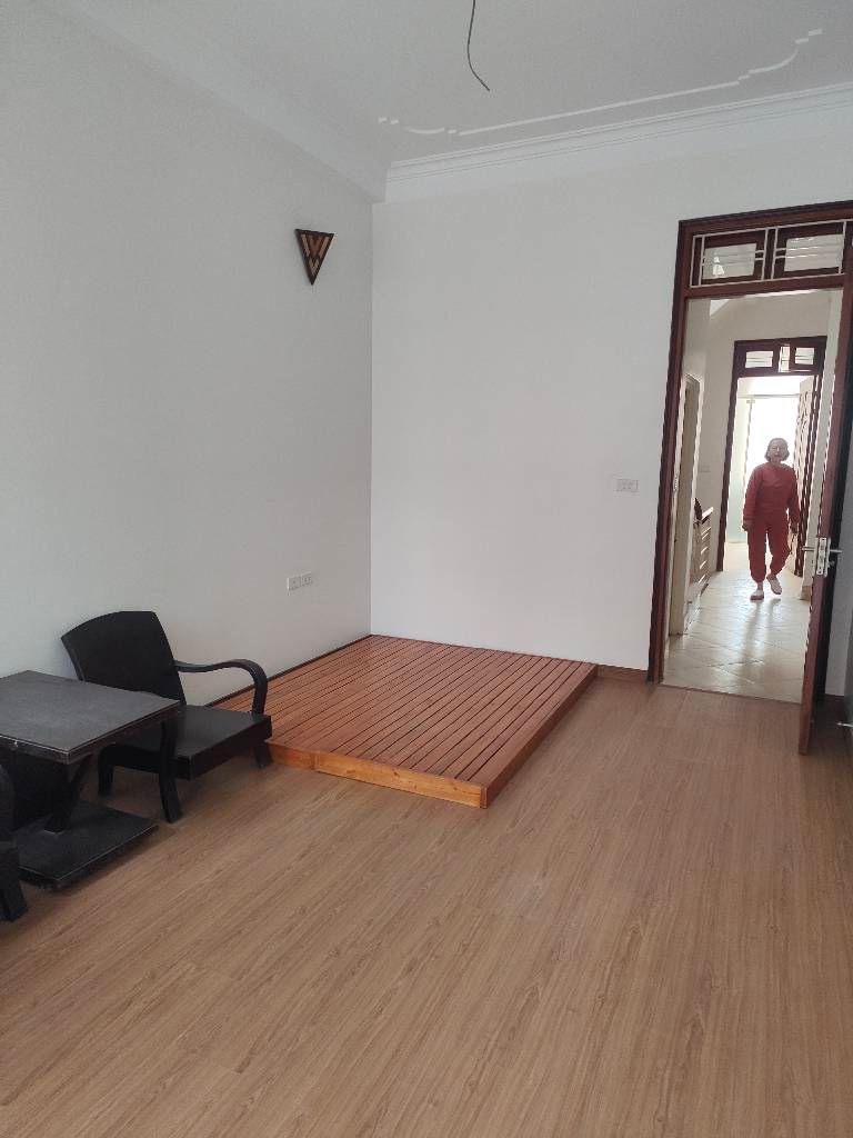 Bán nhà Nguyễn Văn Trỗi - diện tích 81.5m2 5 tầng - Ô tô đỗ cửa - giá 16,2 tỷ