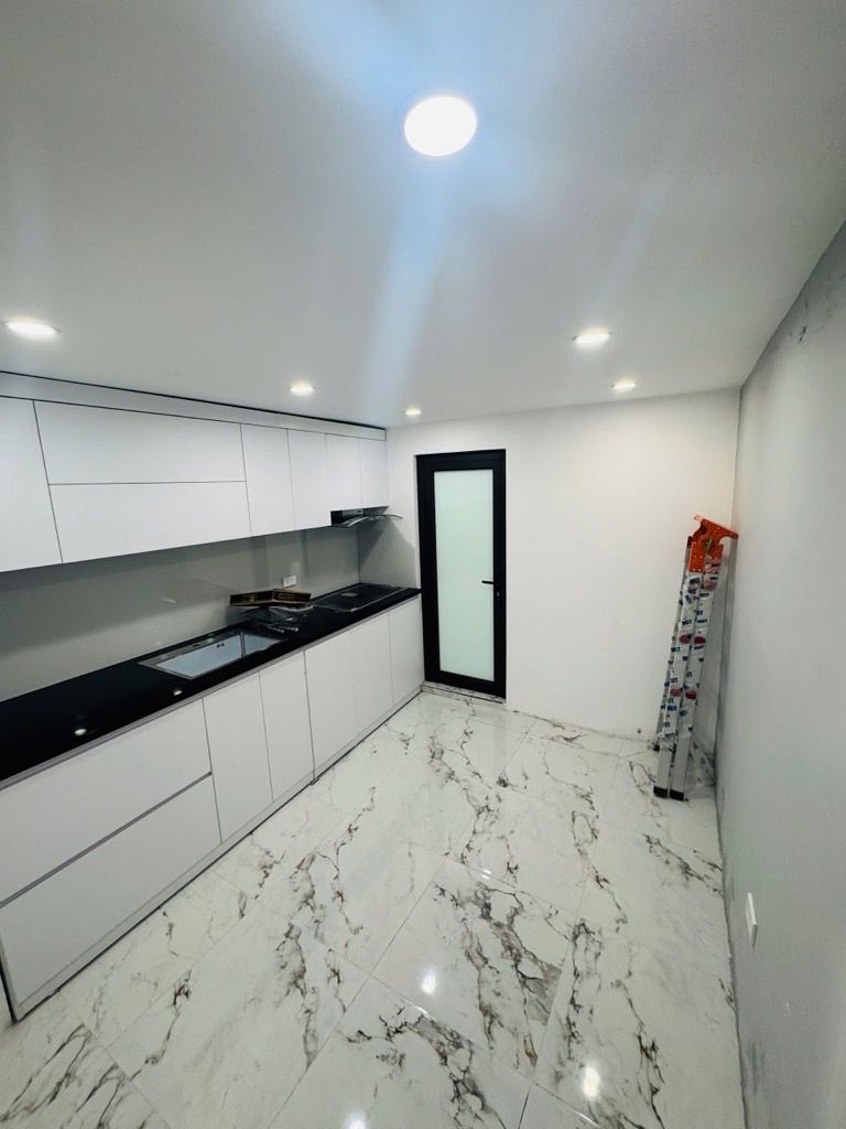 Bán nhà Tân Mai - diện tích 32m2 3 tầng - 2 mặt ngõ - giá 6,8 tỷ