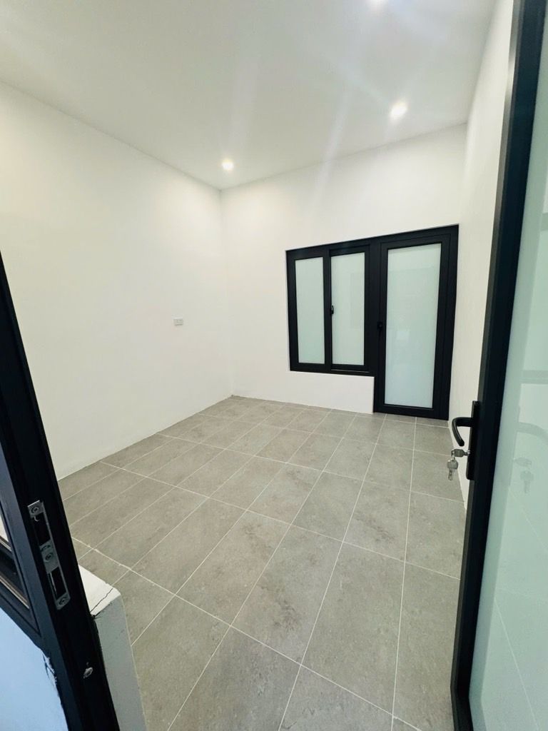 Bán nhà Tân Mai - diện tích 32m2 3 tầng - 2 mặt ngõ - giá 6,8 tỷ