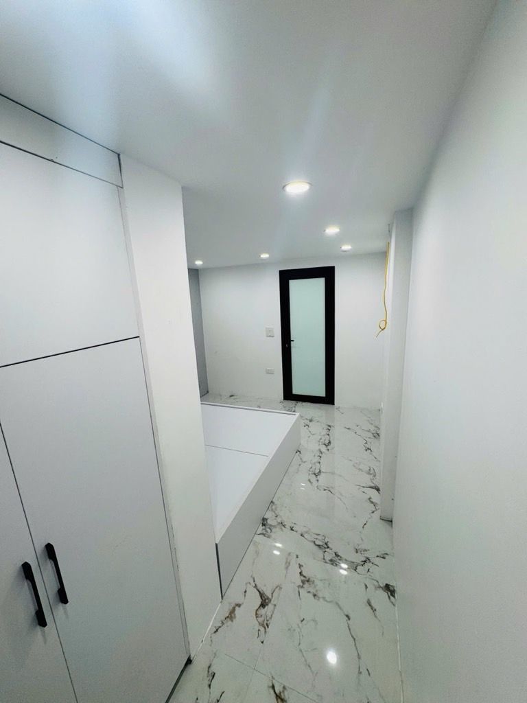 Bán nhà Tân Mai - diện tích 32m2 3 tầng - 2 mặt ngõ - giá 6,8 tỷ