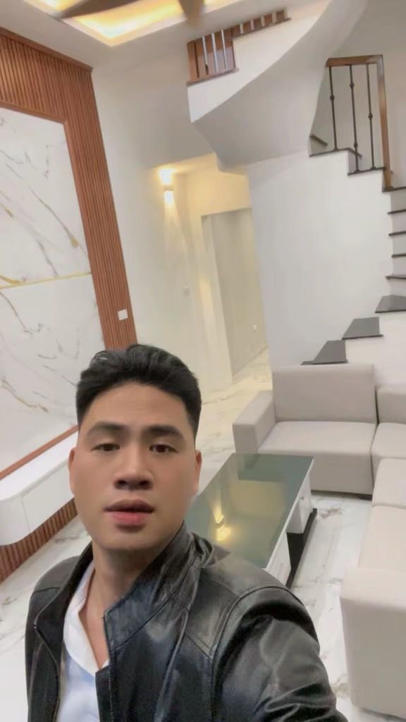 Bán nhà Tân Mai - diện tích 32m2 3 tầng - 2 mặt ngõ - giá 6,8 tỷ