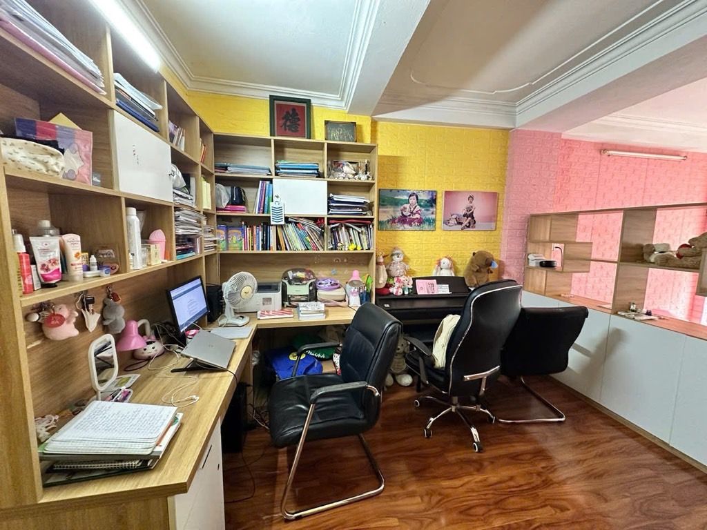 Bán nhà Nguyễn Chí Thanh - diện tích 40.5m2 3 tầng - Căn góc 2 thoáng - giá 6,05 tỷ