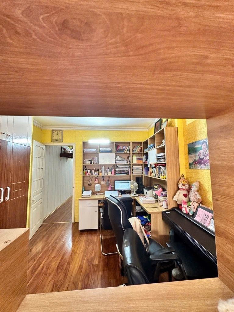 Bán nhà Nguyễn Chí Thanh - diện tích 40.5m2 3 tầng - Căn góc 2 thoáng - giá 6,05 tỷ