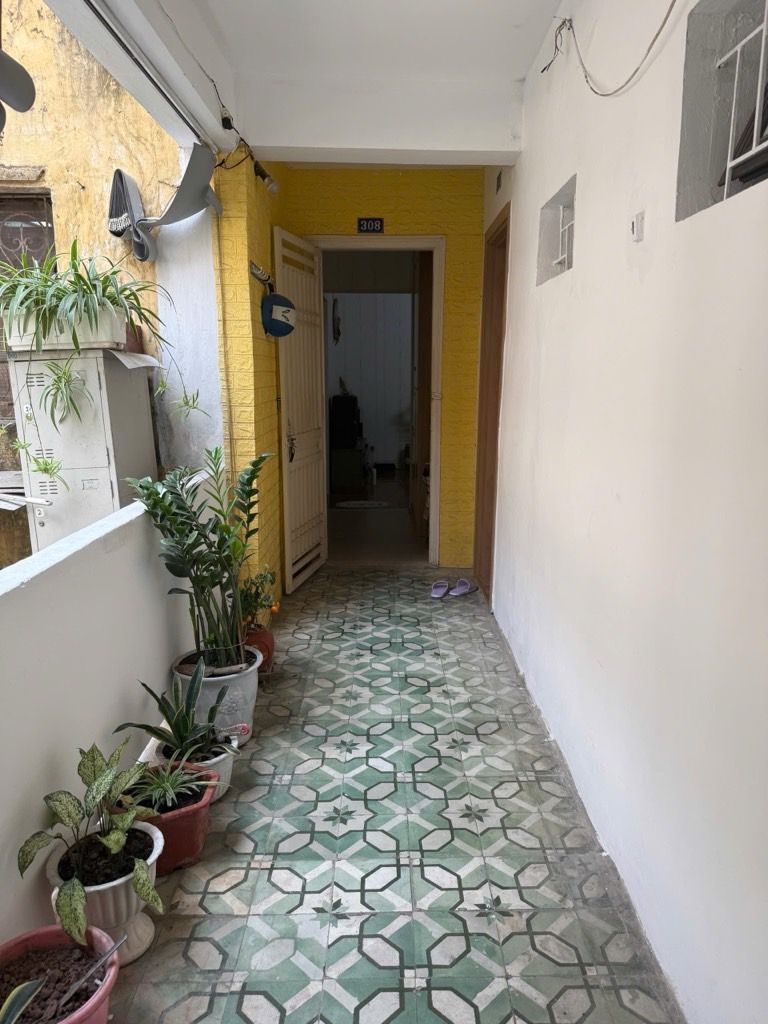 Bán nhà Nguyễn Chí Thanh - diện tích 40.5m2 3 tầng - Căn góc 2 thoáng - giá 6,05 tỷ