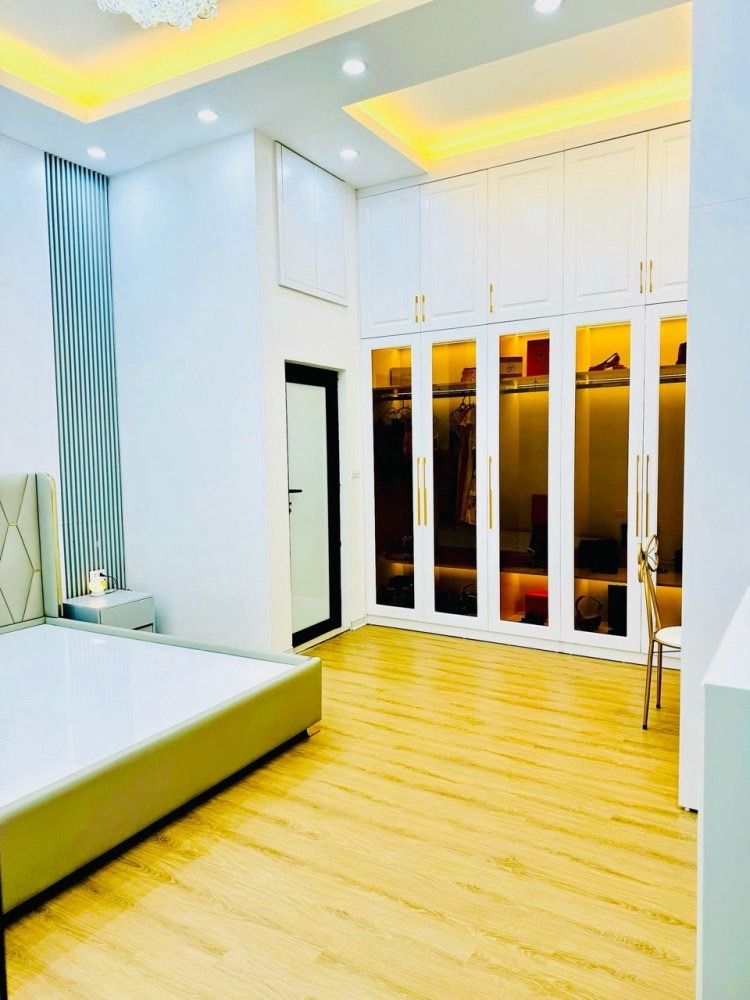 Bán nhà Đặng Tiến Đông - diện tích 45.1m2 6 tầng - Nhà đẹp không tỳ vết - giá 12 tỷ