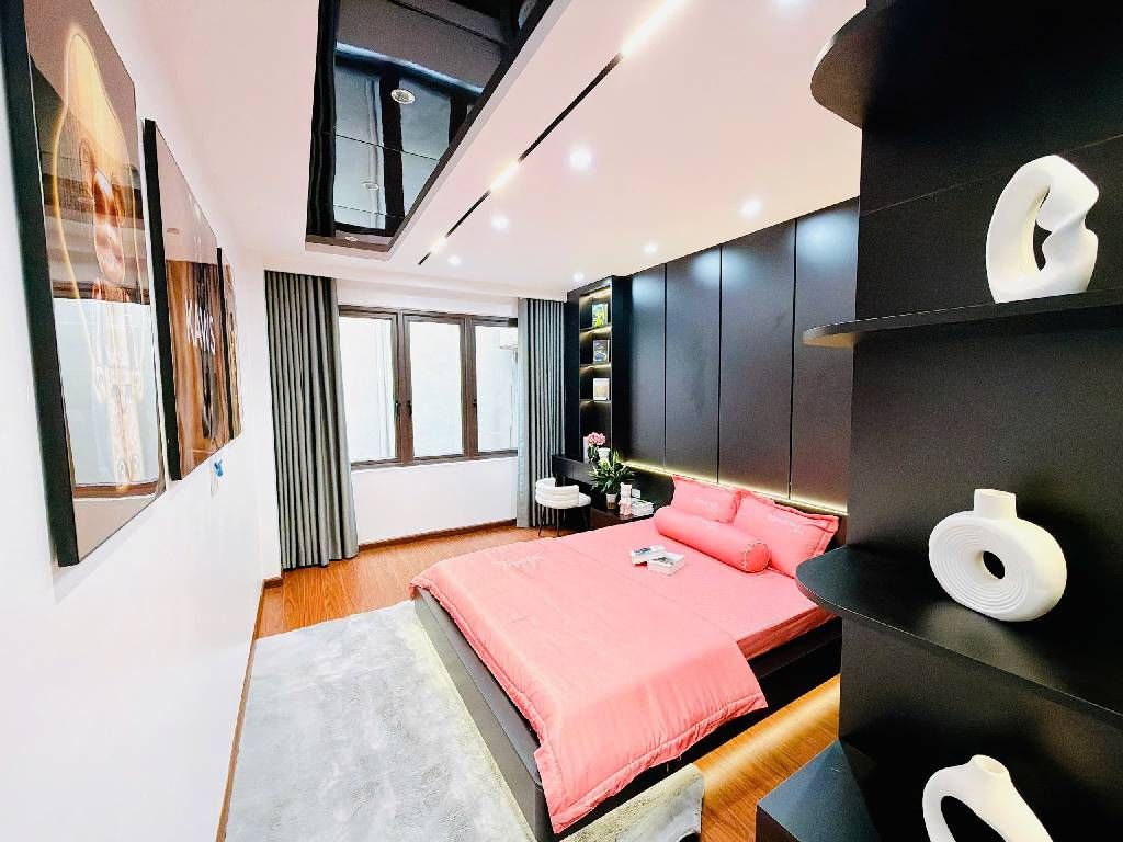 Bán nhà Khương Đình - diện tích 31m2 6 tầng - Thang máy - giá 9,8 tỷ