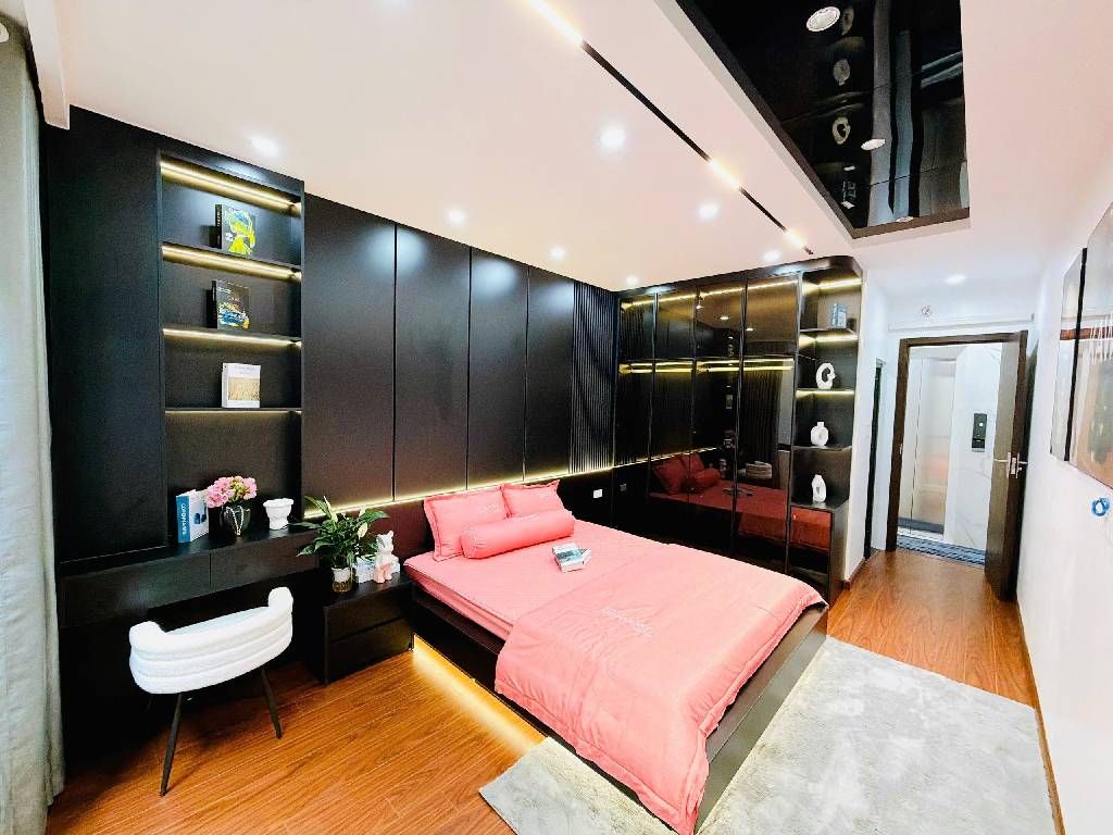 Bán nhà Khương Đình - diện tích 31m2 6 tầng - Thang máy - giá 9,8 tỷ