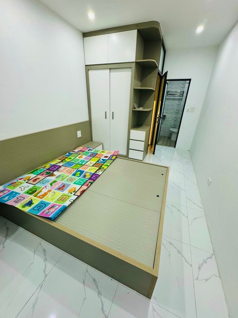 Bán nhà Lĩnh Nam - diện tích 18m2 4 tầng - Nhà đẹp full nội thất - giá 3,5 tỷ