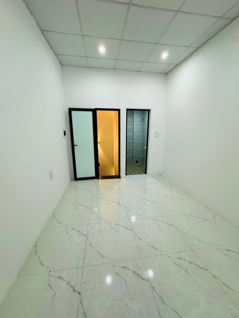 Bán nhà Lĩnh Nam - diện tích 18m2 4 tầng - Nhà đẹp full nội thất - giá 3,5 tỷ