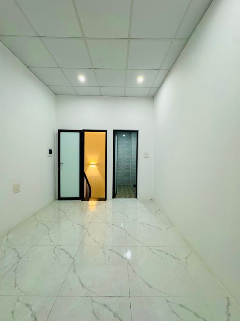 Bán nhà Lĩnh Nam - diện tích 18m2 4 tầng - Nhà đẹp full nội thất - giá 3,5 tỷ