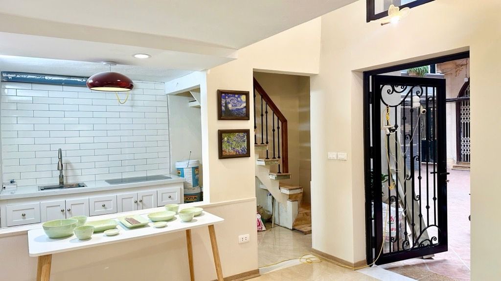 Bán nhà Lò Đúc - diện tích 27m2 4 tầng - Ô tô nhỏ vào tận nơi - giá 9,5 tỷ