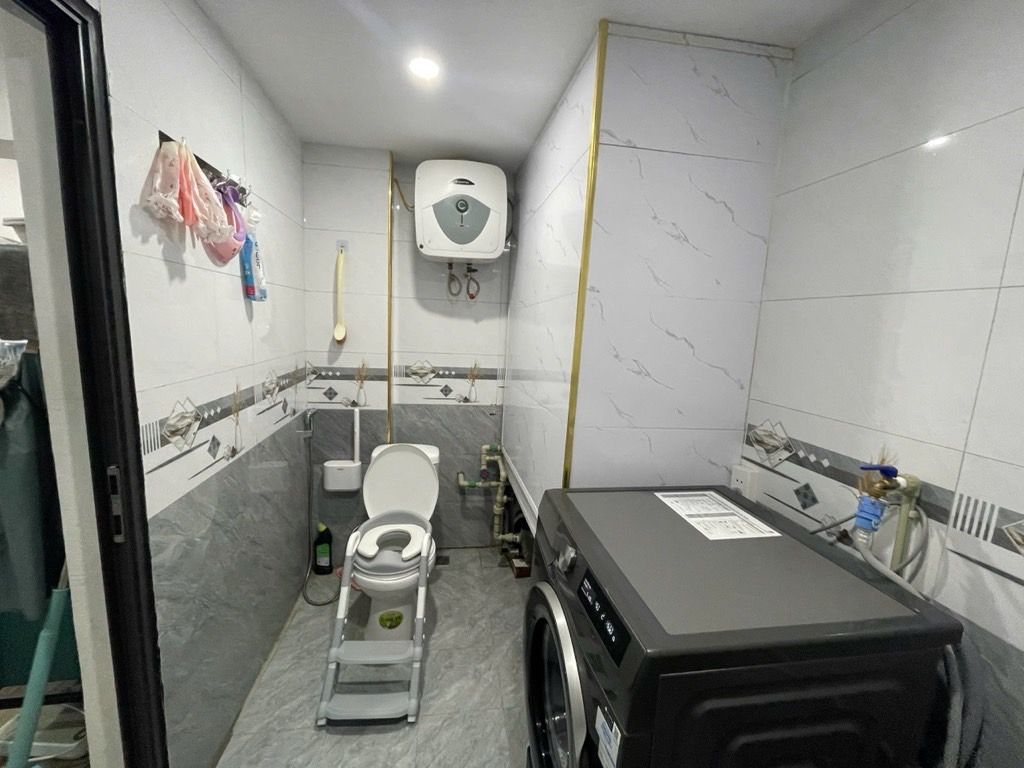 Bán nhà Bạch Mai - diện tích 22,1m2 2 tầng - ô tô tránh - giá 3,8 tỷ