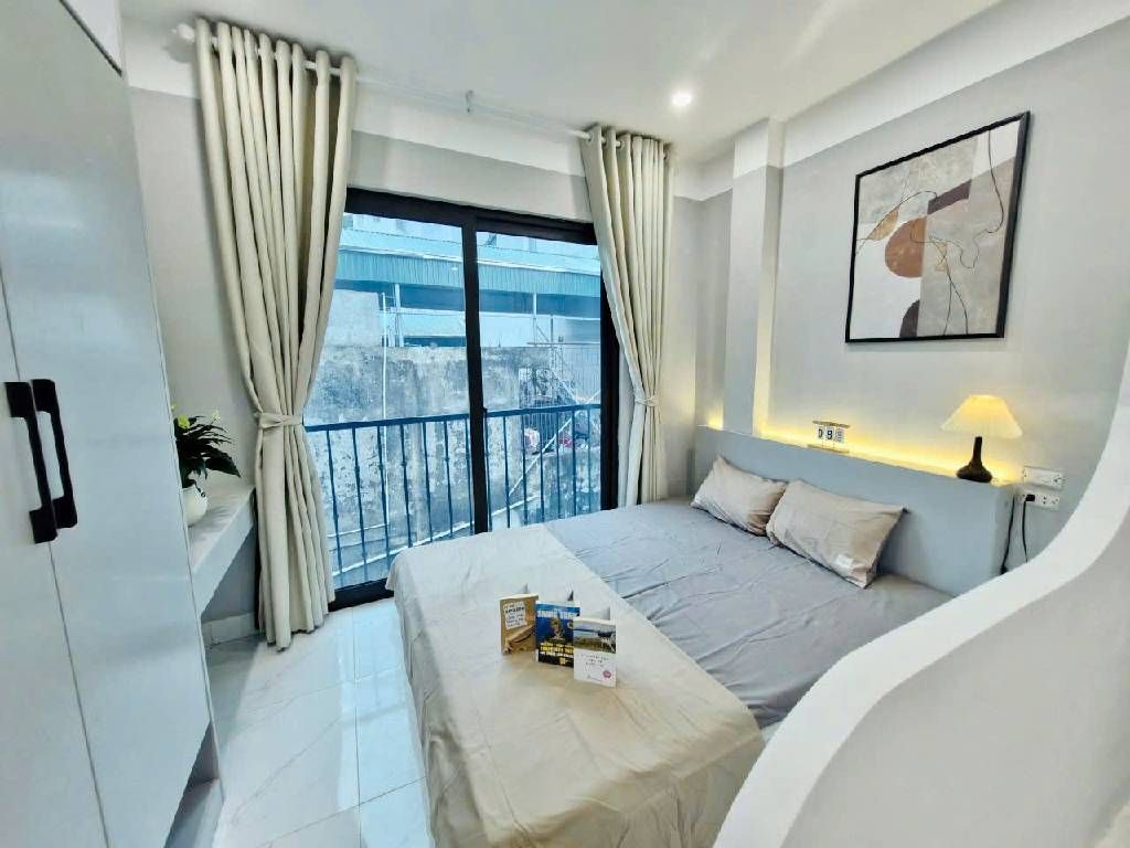 Bán nhà Tam Trinh - diện tích 38.4m2 8 tầng - Thang máy - giá 12,9 tỷ