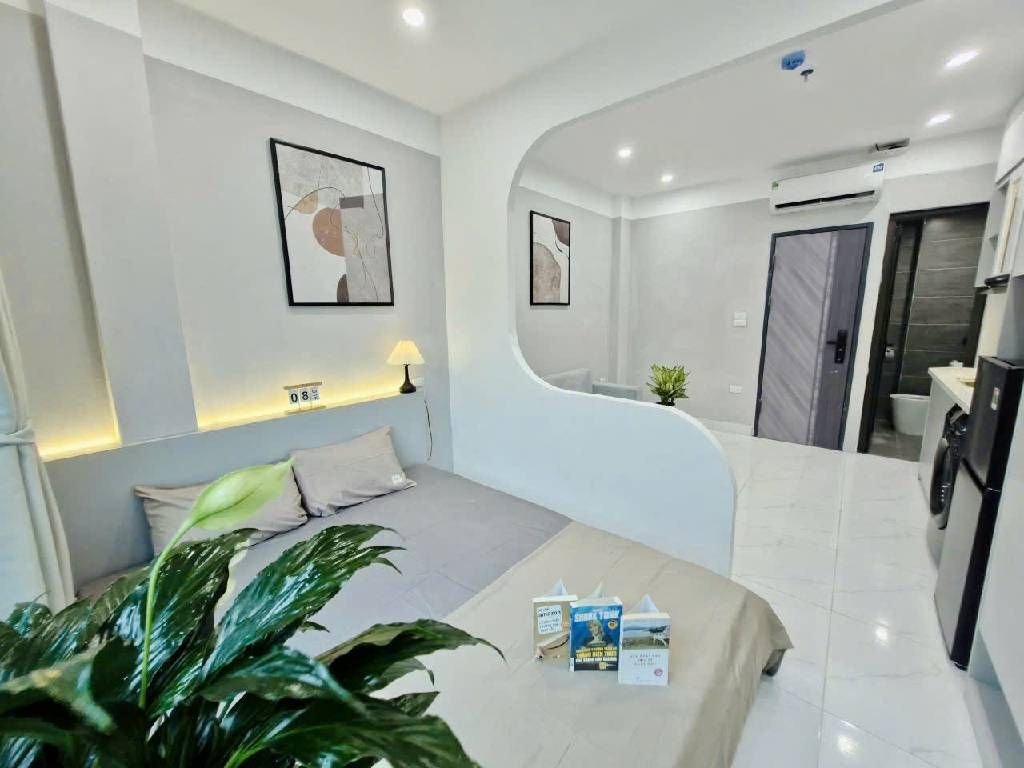 Bán nhà Tam Trinh - diện tích 38.4m2 8 tầng - Thang máy - giá 12,9 tỷ