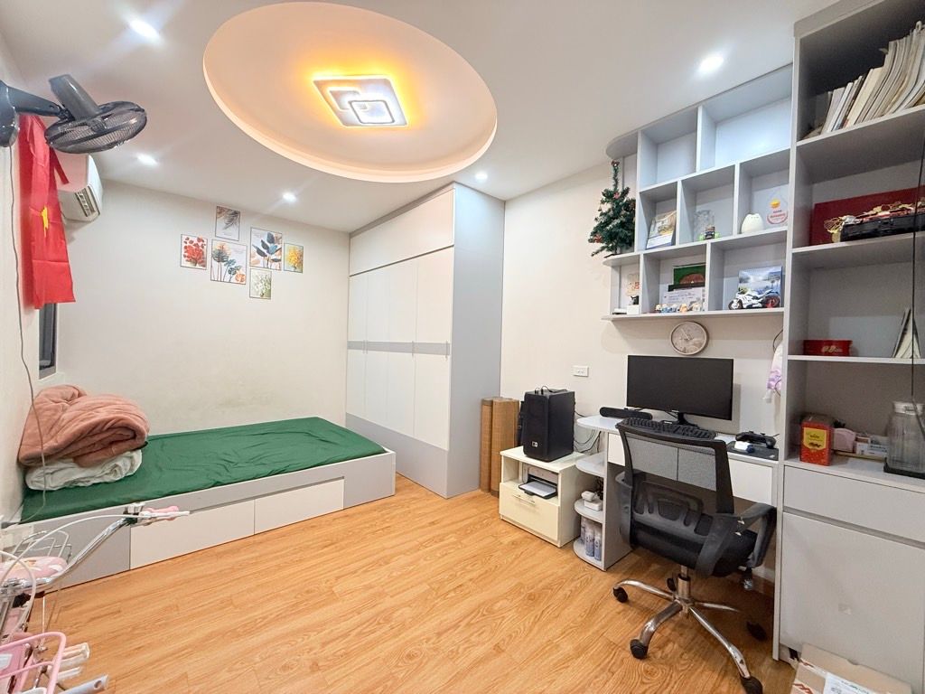 Bán nhà Trịnh Đình Cửu - diện tích 99,6m2 1 tầng - Nhà đẹp ở ngay - giá 9,9 tỷ