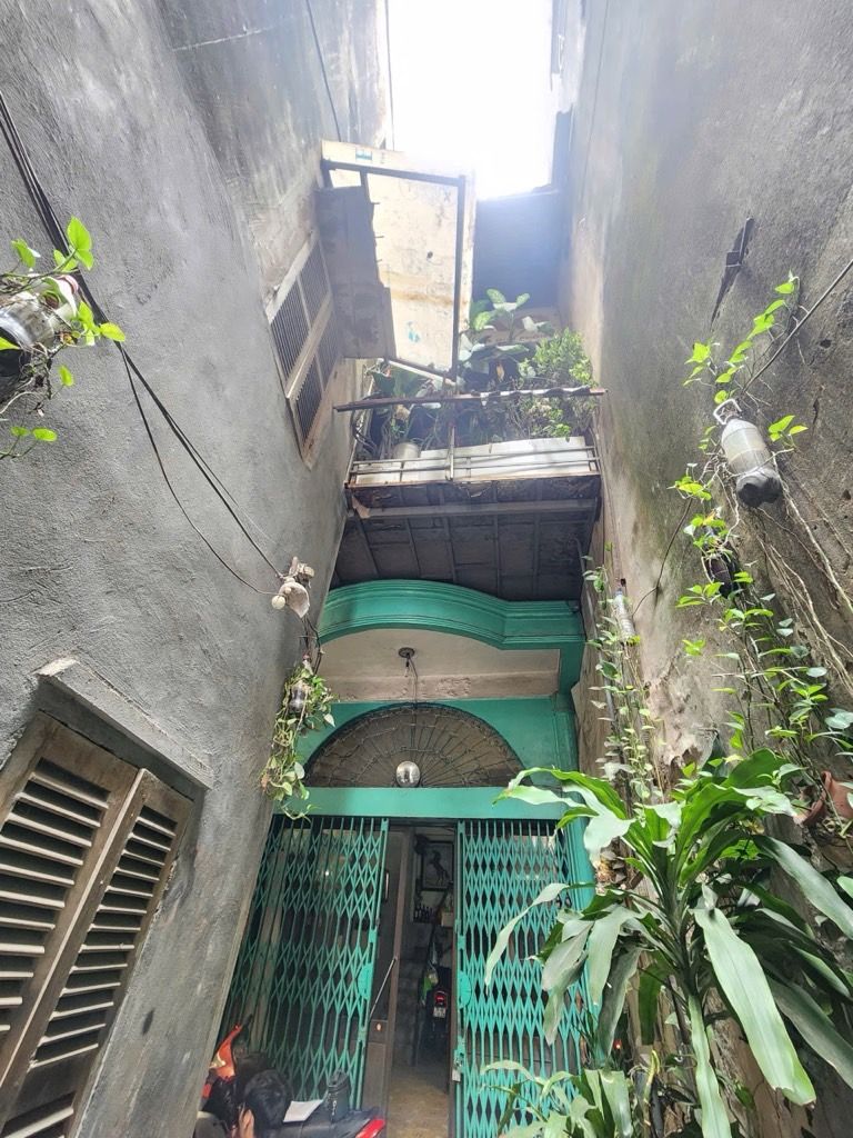 Bán nhà Thịnh Liệt - diện tích 38.1m2 3 tầng - Đất tặng nhà - giá 8,7 tỷ