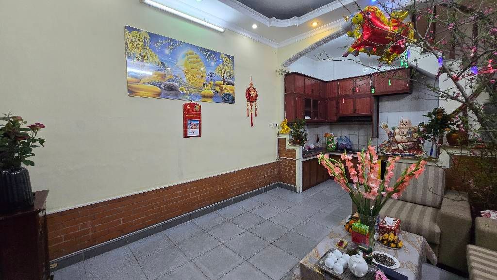 Bán nhà Nguyễn Chính - diện tích 25.3m2 4 tầng - gần ô tô - giá 6,3 tỷ