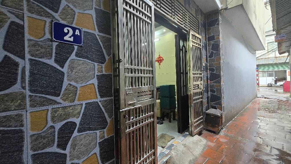 Bán nhà Nguyễn Chính - diện tích 25.3m2 4 tầng - gần ô tô - giá 6,3 tỷ