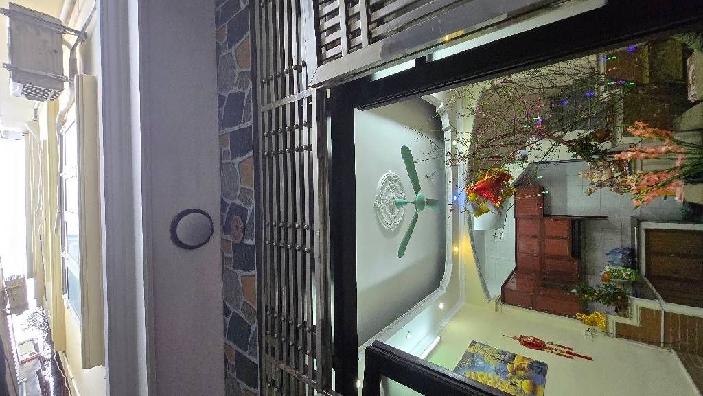 Bán nhà Nguyễn Chính - diện tích 25.3m2 4 tầng - gần ô tô - giá 6,3 tỷ