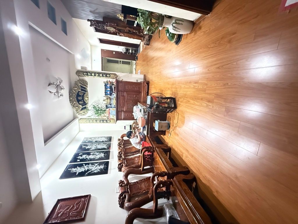 Bán nhà Trương Định - diện tích 132.2m2 4 tầng - Căn hộ cao cấp - giá 12,5 tỷ