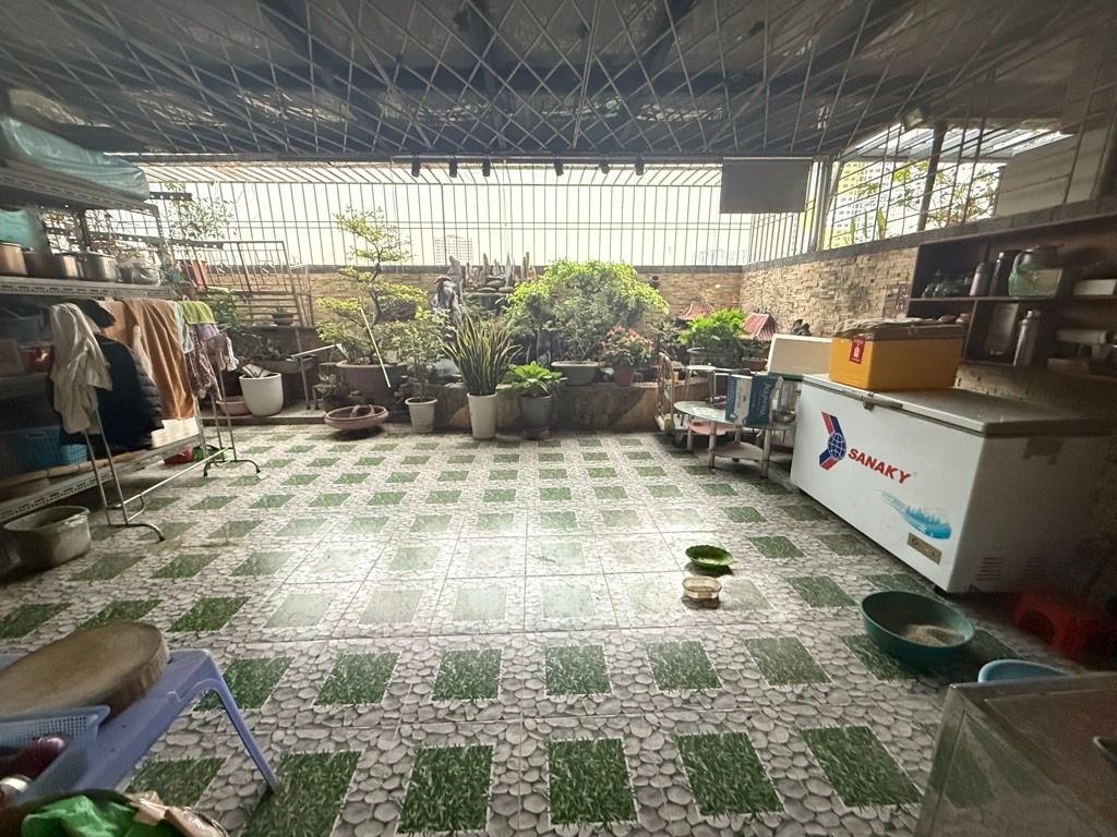 Bán nhà Trương Định - diện tích 132.2m2 4 tầng - Căn hộ cao cấp - giá 12,5 tỷ