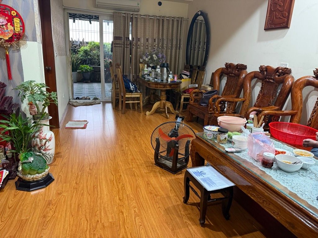 Bán nhà Trương Định - diện tích 132.2m2 4 tầng - Căn hộ cao cấp - giá 12,5 tỷ