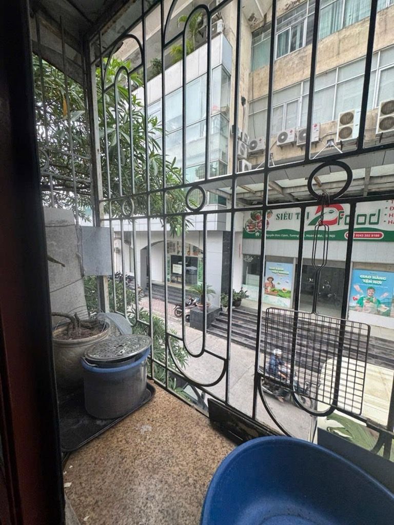 Bán nhà Nguyễn Đức Cảnh - diện tích 48.1m2 2 tầng - Nhà mặt phố, ô tô đỗ cửa - giá 4,5 tỷ