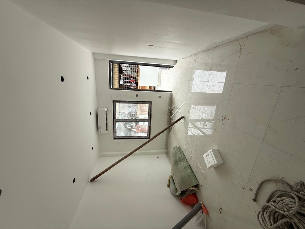 Bán nhà Ngõ Hoà Bình - diện tích 36m2 5 tầng - thang máy - giá 13,5 tỷ