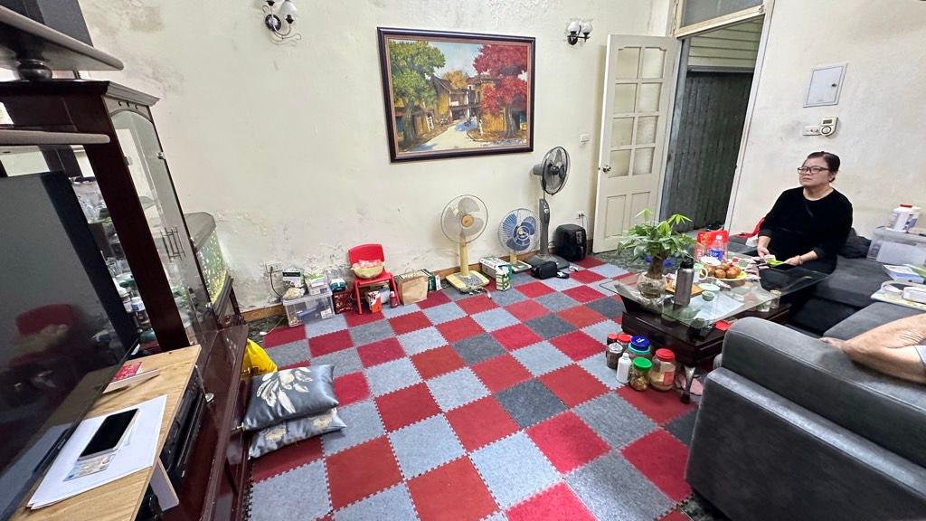 Bán nhà Minh Khai - diện tích 39.4m2 3 tầng - Ô TÔ TRÁNH - giá 8,8 tỷ