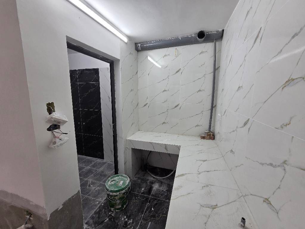 Bán nhà Tân Mai - diện tích 32.6m2 2 tầng - Nhà đẹp hiếm có - giá 2,75 tỷ