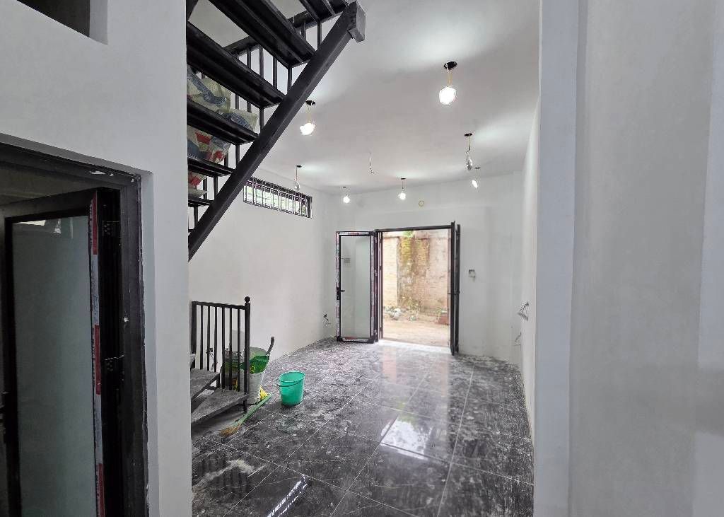 Bán nhà Tân Mai - diện tích 35.7m2 2 tầng - Căn A 35.7m - giá 3,1 tỷ