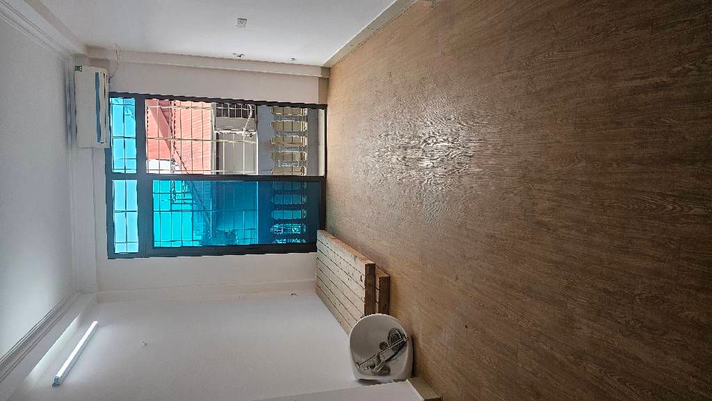 Bán nhà Vĩnh Hưng - diện tích 31m2 5 tầng - ô tô đỗ cổng - giá 7,5 tỷ