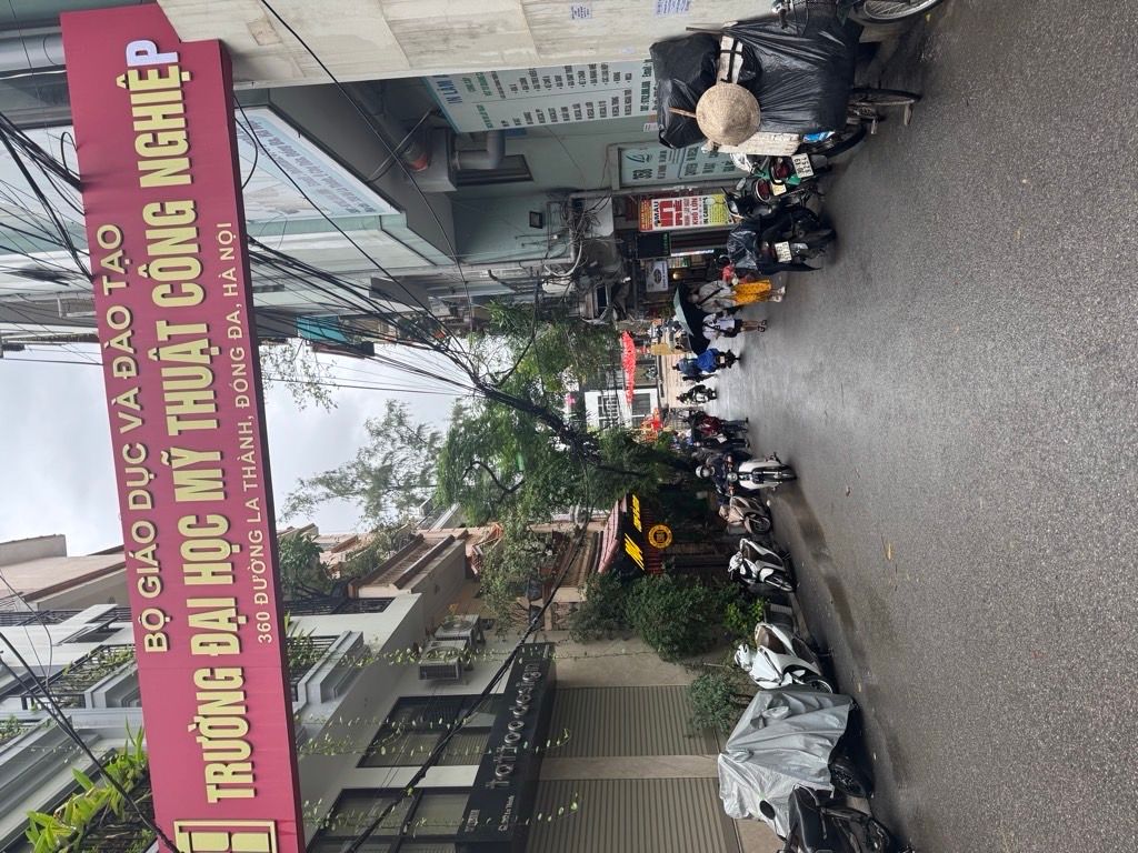 Bán nhà LA THÀNH - diện tích 64m2 5 tầng - Ô TÔ ĐỖ CỬA - giá 17,9 tỷ