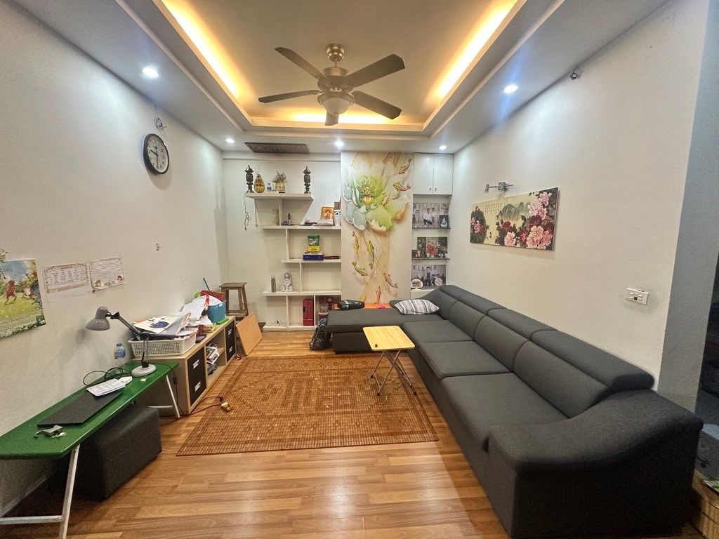 Bán nhà Tam Trinh - diện tích 98m2 9 tầng - Căn hộ 3 phòng ngủ - giá 7,9 tỷ