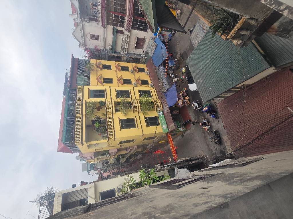 Bán nhà Định Công Thượng - diện tích 47.5m2 4 tầng - Lô góc, 3 mặt thoáng - giá 15,3 tỷ