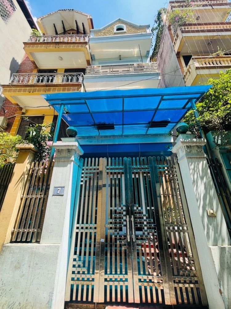 Bán nhà Định Công - diện tích 58.5m2 3 tầng - Lô góc, ô tô ngõ thông - giá 1,75 tỷ