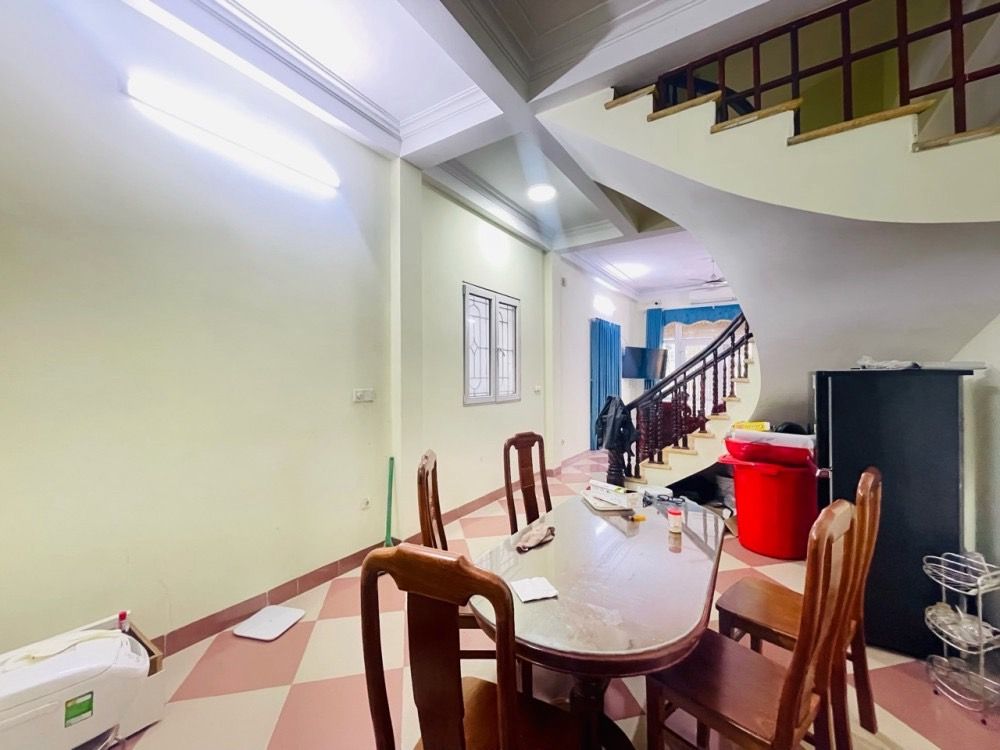 Bán nhà Định Công - diện tích 58.5m2 3 tầng - Lô góc, ô tô ngõ thông - giá 1,75 tỷ