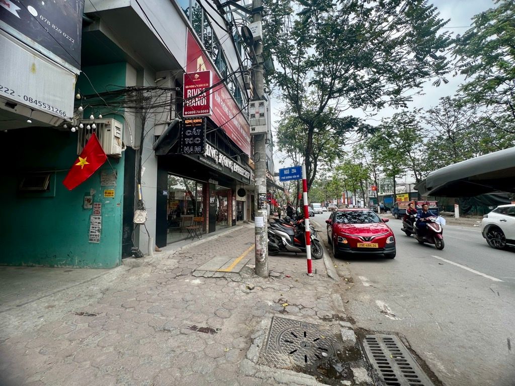 Bán nhà Dương Văn Bé - diện tích 41,5m2 4 tầng - LÔ GÓC HAI MẶT THOÁNG - giá 11,2 tỷ