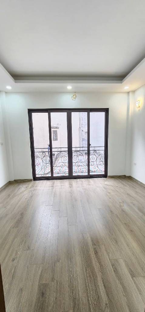 Bán nhà Ngõ Trại Cá - diện tích 51.7m2 5 tầng - Thang máy, 2 mặt thoáng - giá 11,8 tỷ