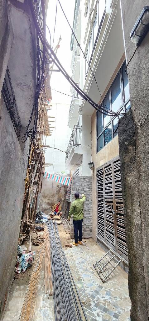 Bán nhà Ngõ Trại Cá - diện tích 51.7m2 5 tầng - Thang máy, 2 mặt thoáng - giá 11,8 tỷ